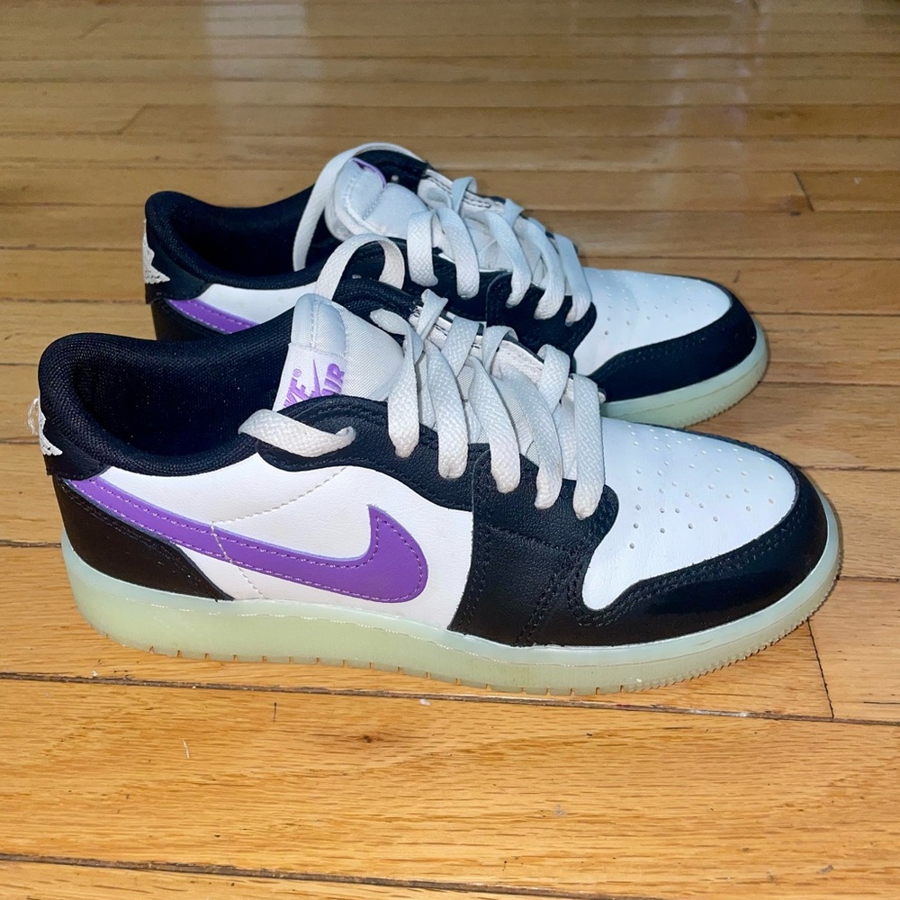 JORDAN 1 ‘GLOW’ SZ 4